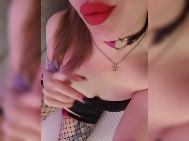 elaizza live cam on BongaCams