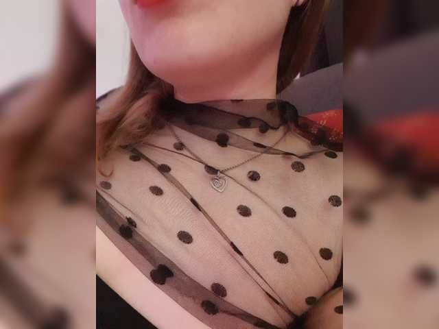 elaizza live cam on BongaCams