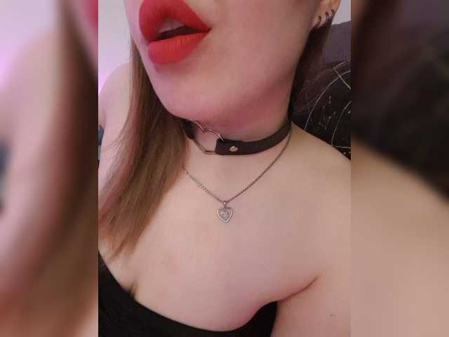 __EElaIzzza__ live webcam show