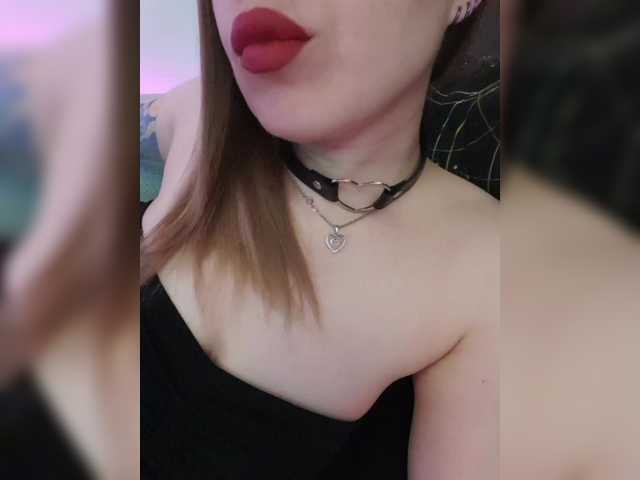 elaizza live cam on BongaCams