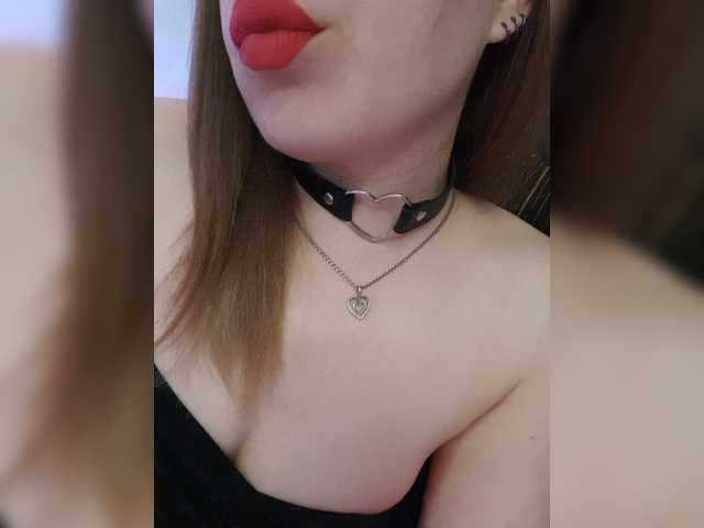 elaizza live cam on BongaCams