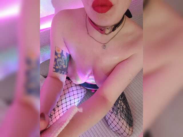 elaizza live cam on BongaCams
