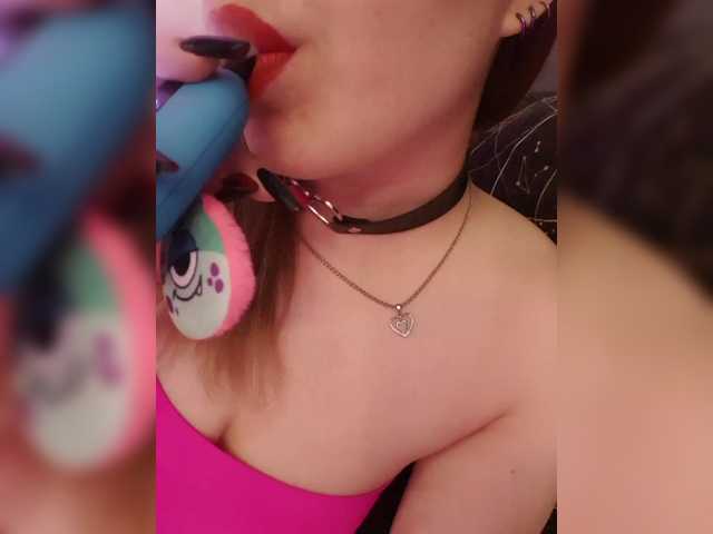 __EElaIzzza__ live webcam show