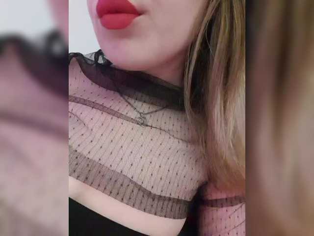 elaizza live cam on BongaCams