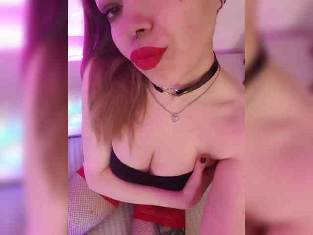 __EElaIzzza__ webcam