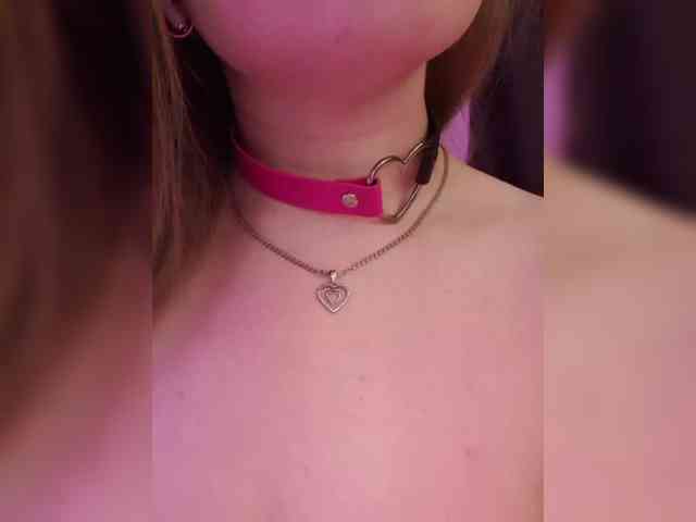 __EElaIzzza__ webcam