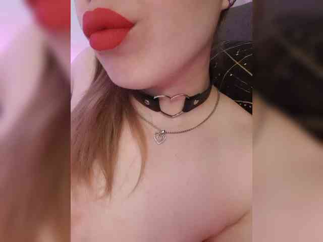__EElaIzzza__ webcam