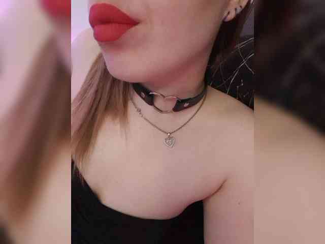 __EElaIzzza__ webcam