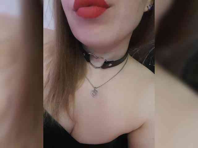 __EElaIzzza__ webcam