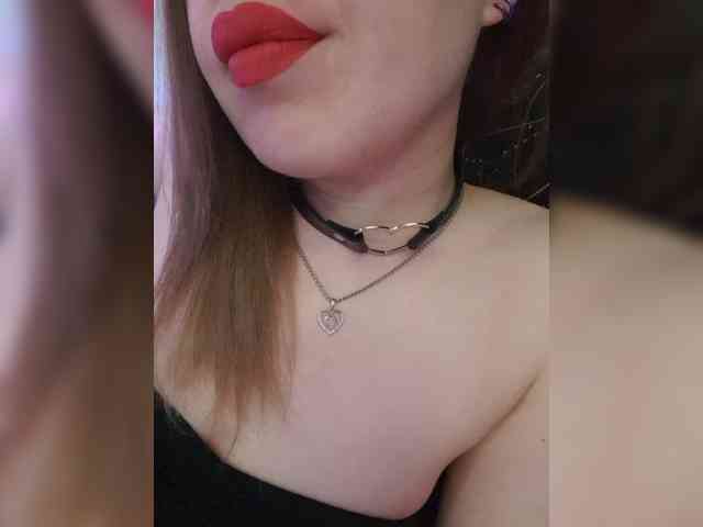 __EElaIzzza__ webcam