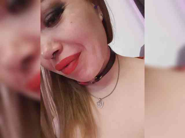__EElaIzzza__ webcam