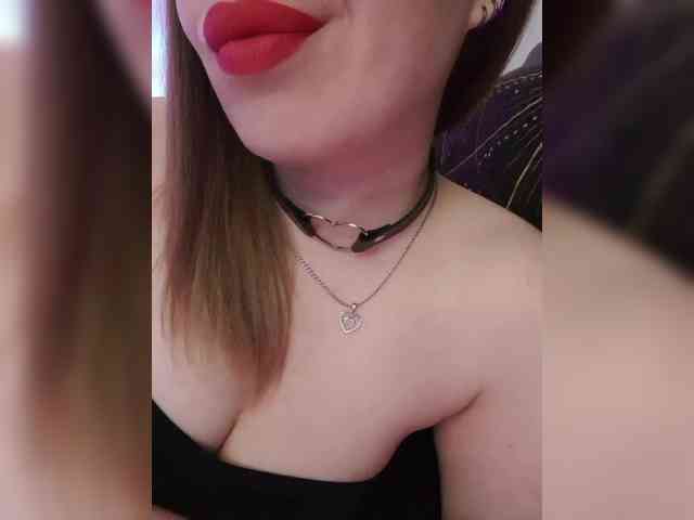 __EElaIzzza__ webcam