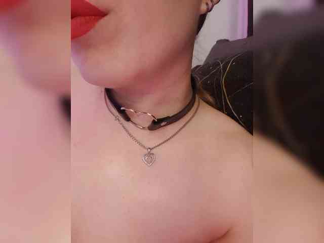 __EElaIzzza__ webcam