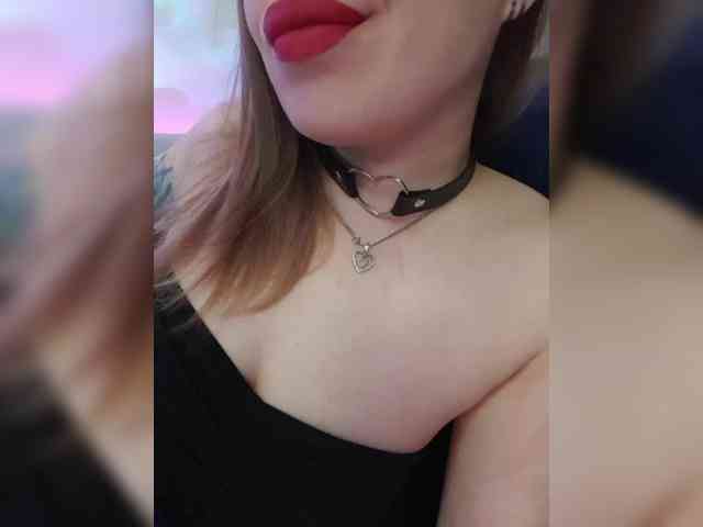 __EElaIzzza__ webcam