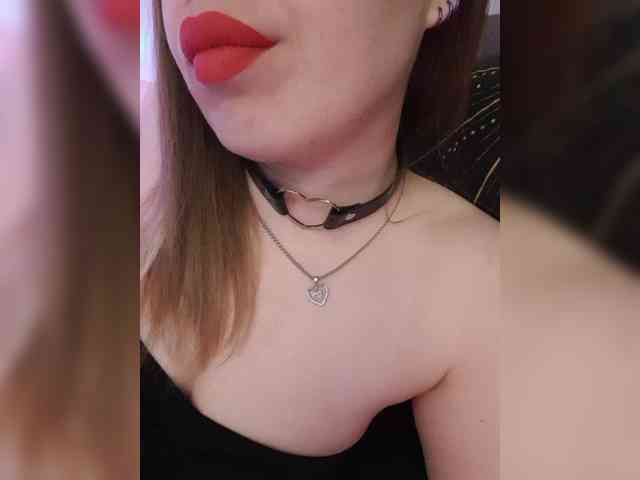 __EElaIzzza__ webcam