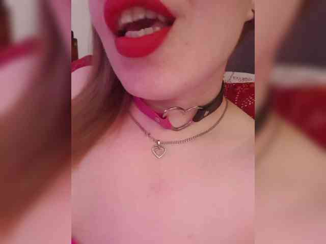 __EElaIzzza__ webcam