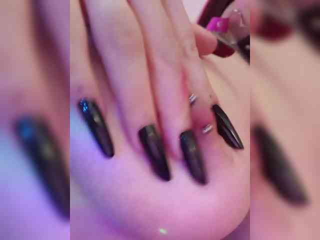 __EElaIzzza__ webcam