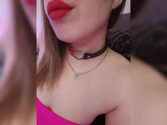 __EElaIzzza__ webcam