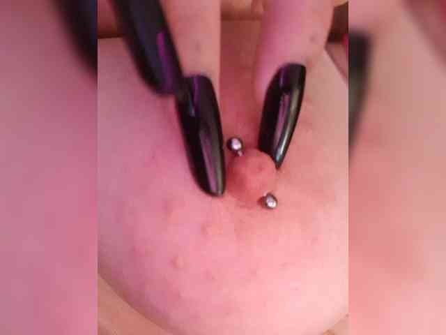 __EElaIzzza__ webcam