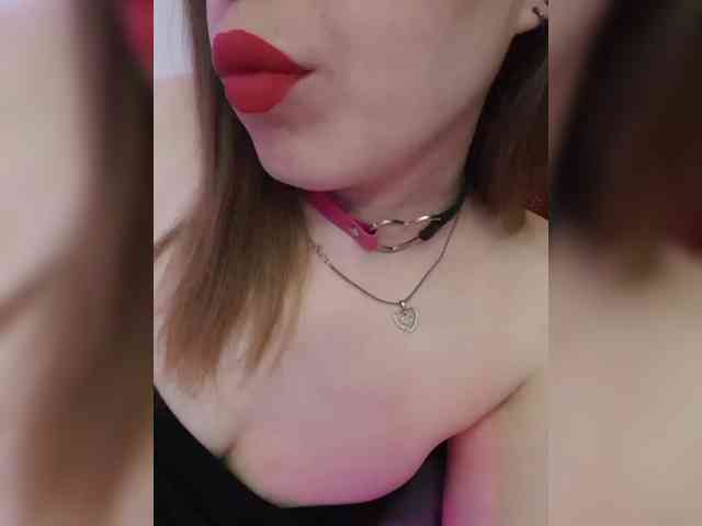 __EElaIzzza__ webcam