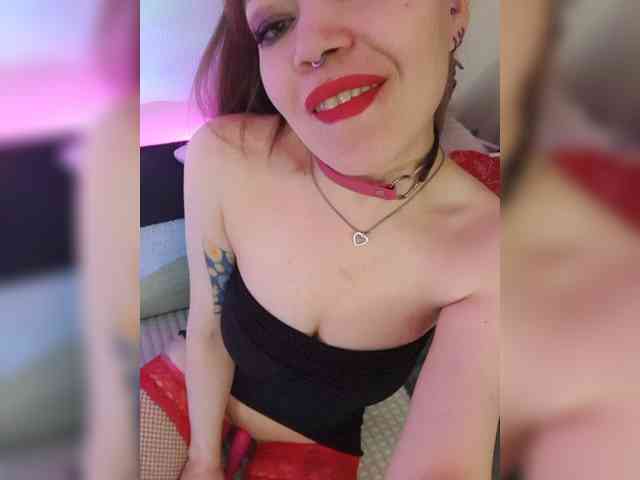 __EElaIzzza__ webcam