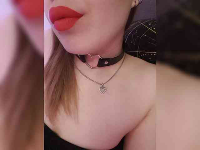 __EElaIzzza__ webcam