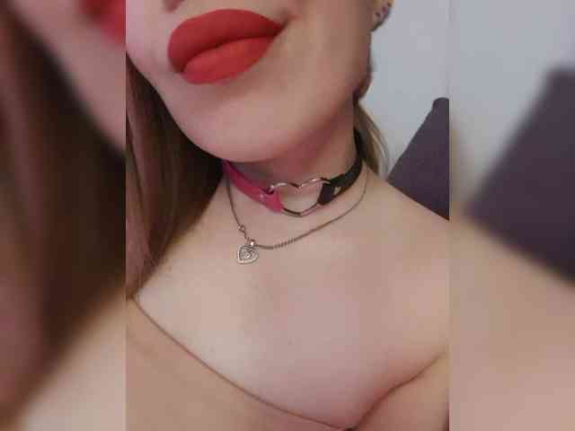__EElaIzzza__ webcam