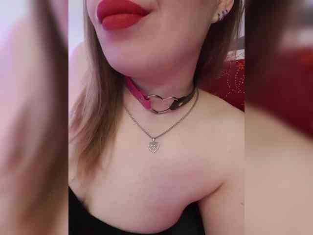 __EElaIzzza__ webcam