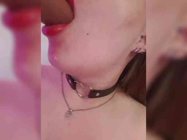 __EElaIzzza__ webcam