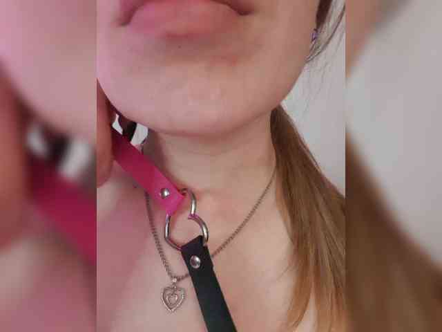__EElaIzzza__ webcam