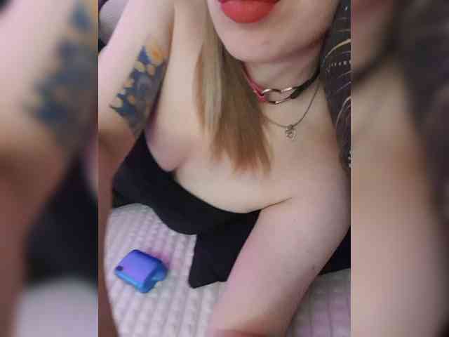 elaizza elaizza