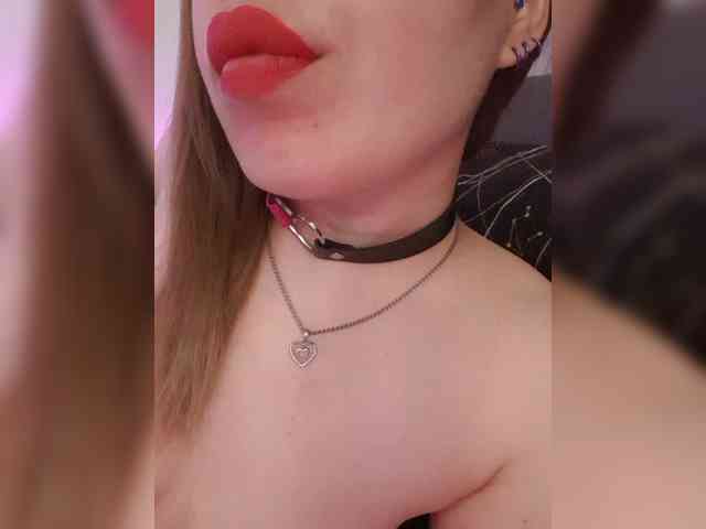 __EElaIzzza__ webcam