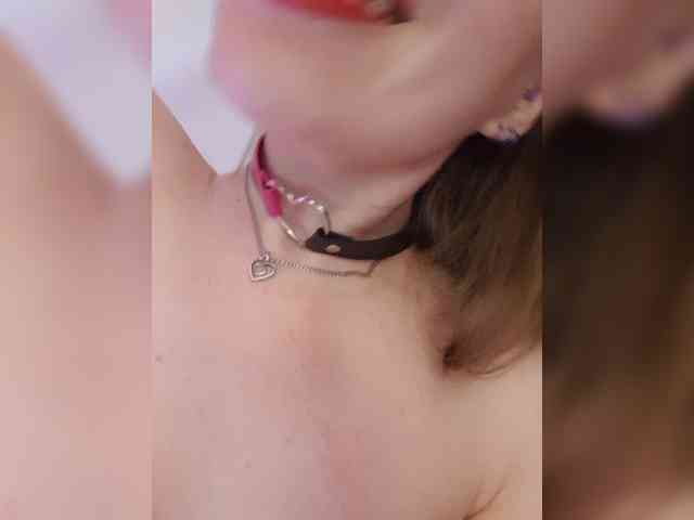 __EElaIzzza__ webcam