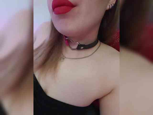 __EElaIzzza__ webcam