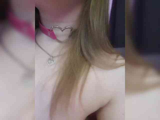 __EElaIzzza__ webcam