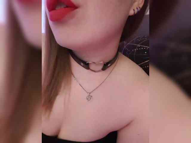 __EElaIzzza__ webcam