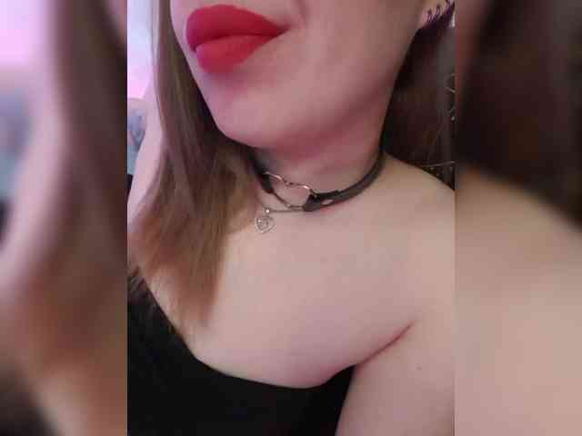 __EElaIzzza__ webcam