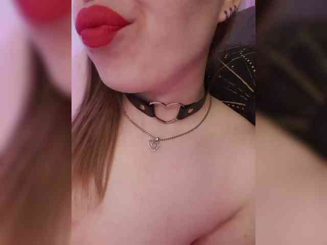 __EElaIzzza__ webcam