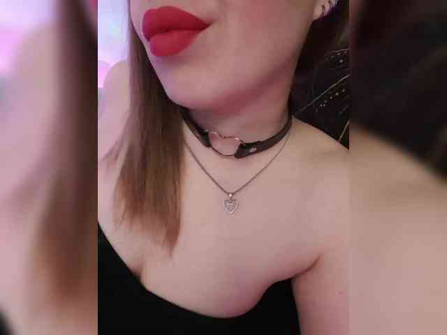 __EElaIzzza__ webcam
