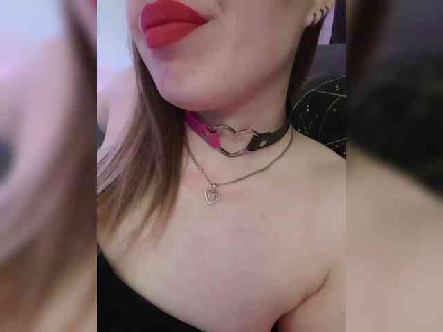 __EElaIzzza__ webcam