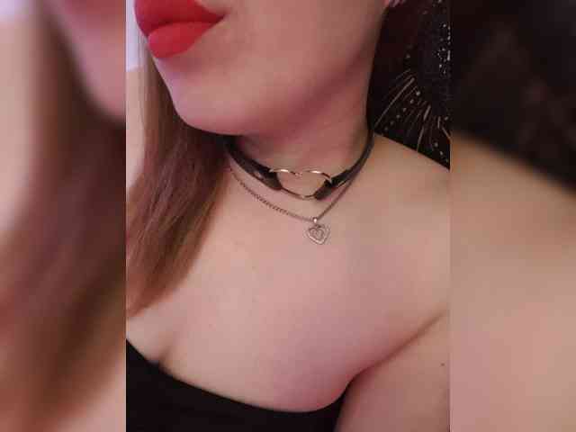 __EElaIzzza__ webcam