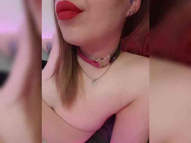 __EElaIzzza__ webcam