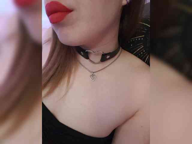 __EElaIzzza__ webcam