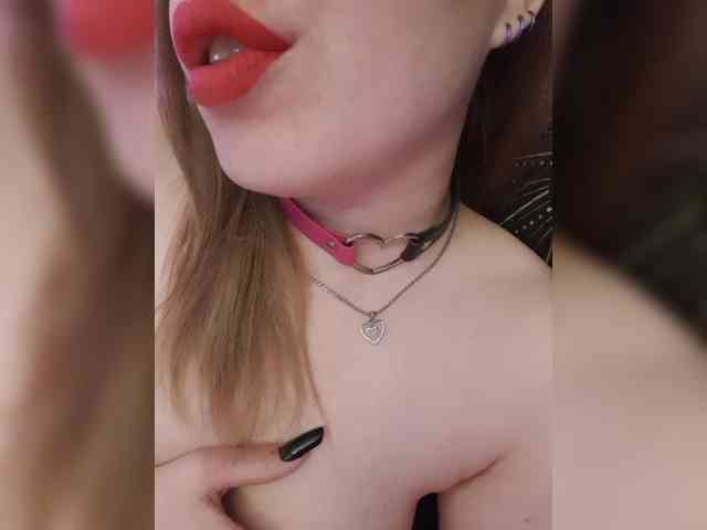 __EElaIzzza__ webcam