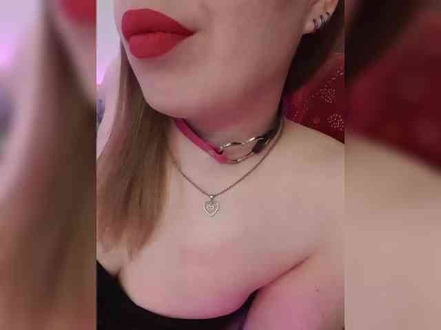 __EElaIzzza__ webcam
