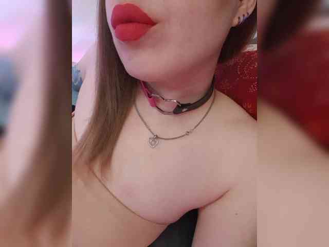 __EElaIzzza__ webcam