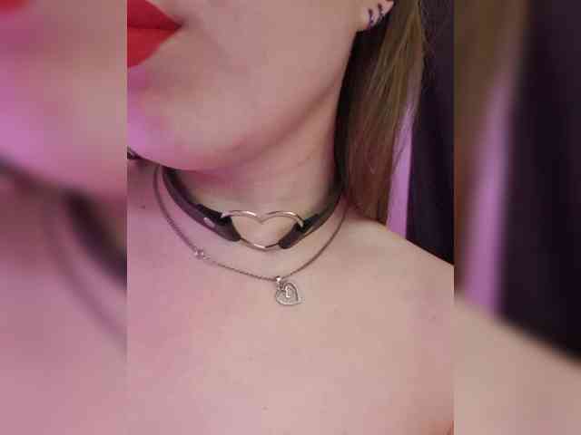 __EElaIzzza__ webcam