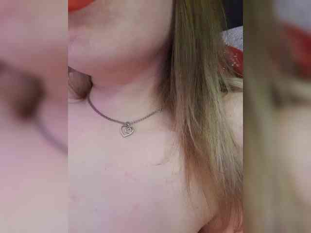 __EElaIzzza__ webcam