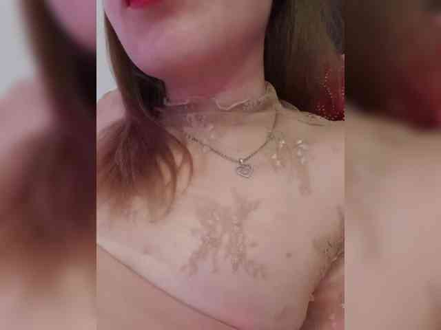 __EElaIzzza__ webcam