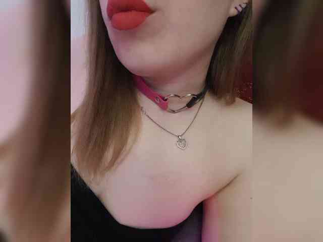 __EElaIzzza__ webcam
